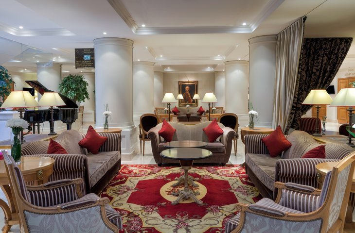 Hotel Royal Image