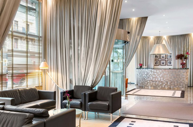 Hotel Auteuil Image